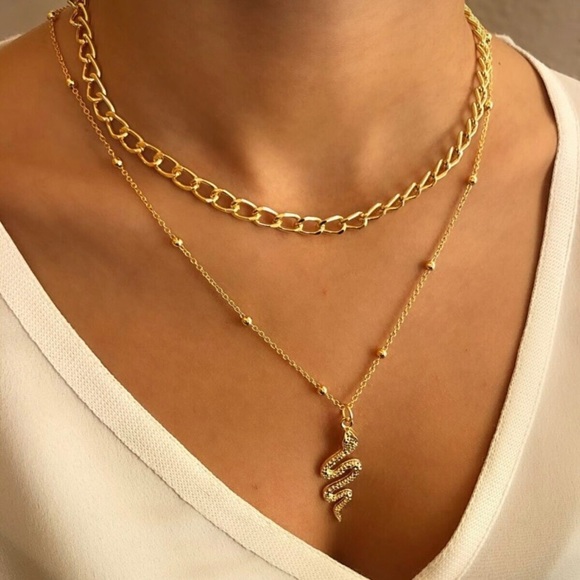 Jewelry - STAINLESS GOLD SNAKE 2 NECKLACE 🎁